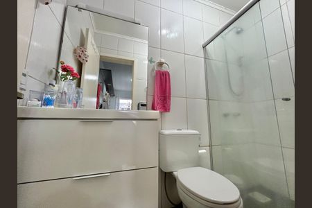 Casa à venda com 150m², 4 quartos e 2 vagasBanheiro da Suíte