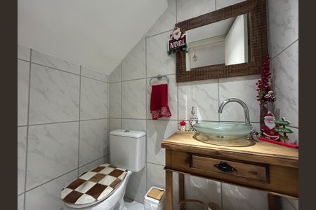 Casa à venda com 150m², 4 quartos e 2 vagasLavabo