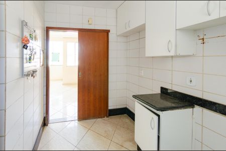 Apartamento à venda com 83m², 3 quartos e 2 vagasCozinha