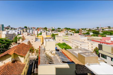 Vista de apartamento à venda com 3 quartos, 83m² em Caiçaras, Belo Horizonte
