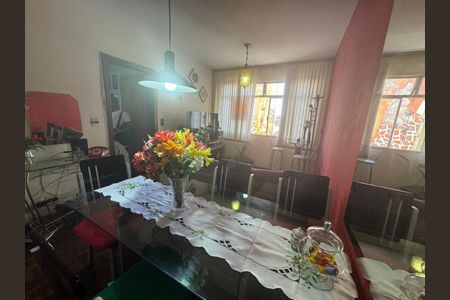 Apartamento à venda com 70m², 2 quartos e sem vagaSala