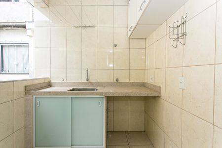 Casa à venda com 165m², 4 quartos e 2 vagasCasa 1 - Área de Serviço