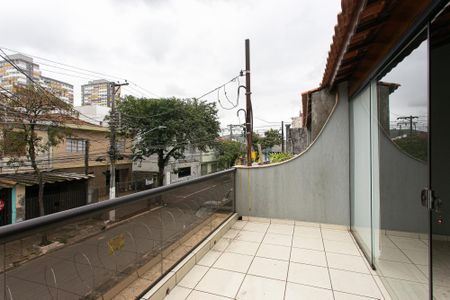 Casa à venda com 165m², 4 quartos e 2 vagasCasa 1 - Varanda da Sala