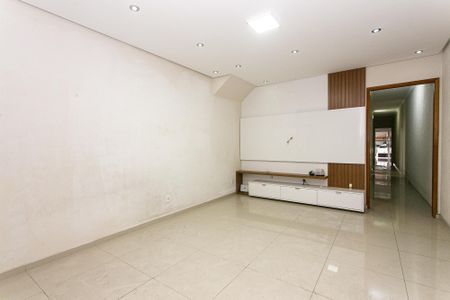 Casa à venda com 165m², 4 quartos e 2 vagasCasa 2 - Sala