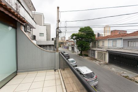 Casa à venda com 165m², 4 quartos e 2 vagasCasa 1 - Varanda da Sala