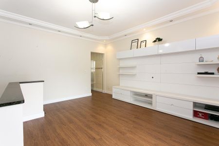 Casa à venda com 165m², 4 quartos e 2 vagasCasa 1 - Sala