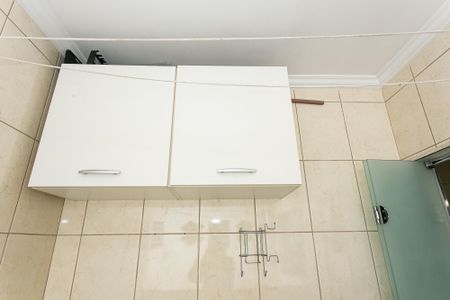 Casa à venda com 165m², 4 quartos e 2 vagasCasa 1 - Área de Serviço