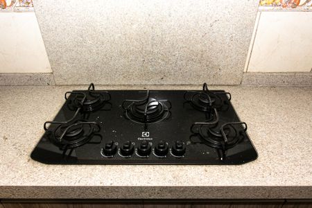 Casa à venda com 165m², 4 quartos e 2 vagasCasa 1 - Cozinha