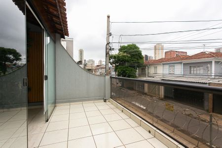 Casa à venda com 165m², 4 quartos e 2 vagasCasa 1 - Varanda da Sala