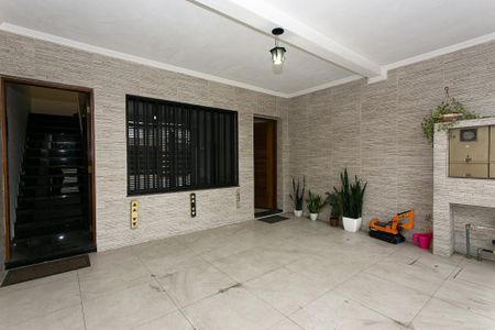 Casa à venda com 165m², 4 quartos e 2 vagasGaragem