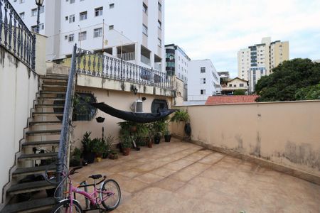 Apartamento à venda com 98m², 3 quartos e 1 vaga Apartamento à venda com 98m², 3 quartos e 1 vagaÁrea externa