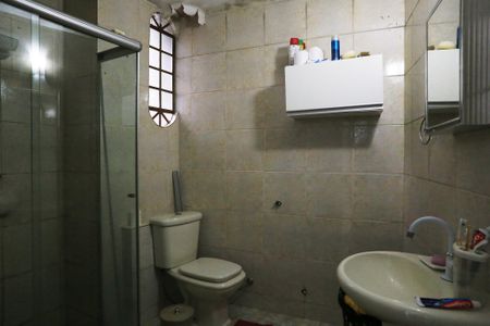 Apartamento à venda com 98m², 3 quartos e 1 vaga Apartamento à venda com 98m², 3 quartos e 1 vagaBanheiro da Suíte