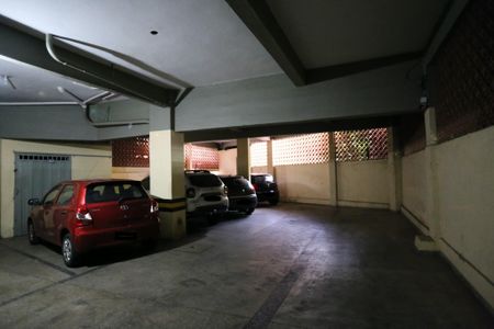 Apartamento à venda com 98m², 3 quartos e 1 vaga Apartamento à venda com 98m², 3 quartos e 1 vagaGaragem