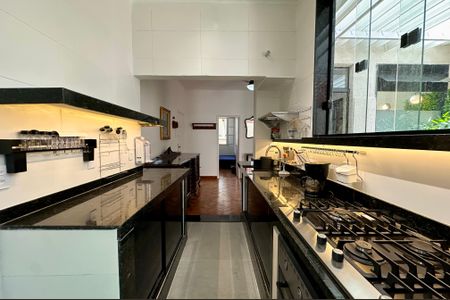 Apartamento para alugar com 65m², 2 quartos e sem vagaCozinha