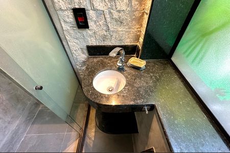 Apartamento para alugar com 65m², 2 quartos e sem vagaBanheiro Social