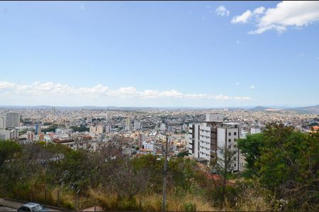 Apartamento à venda com 45m², 2 quartos e sem vaga Apartamento à venda com 45m², 2 quartos e sem vagaVista