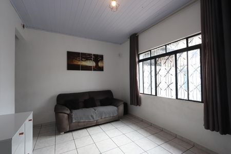 Sala de casa à venda com 3 quartos, 134m² em Vila Tolstoi, São Paulo