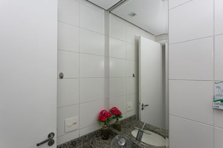 Apartamento à venda com 55m², 2 quartos e 1 vagaBanheiro Social