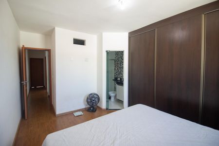 Casa para alugar com 140m², 3 quartos e 2 vagas Casa para alugar com 140m², 3 quartos e 2 vagas Suíte