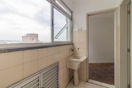 Apartamento à venda com 70m², 3 quartos e 1 vagaÁrea de Serviço