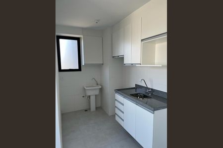 Foto 04 de apartamento à venda com 2 quartos, 34m² em Jurubatuba, São Paulo