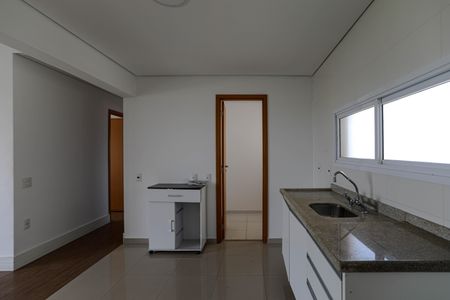 Apartamento para alugar com 100m², 3 quartos e 2 vagasCozinha