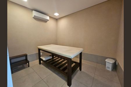 Apartamento à venda com 42m², 1 quarto e 1 vaga Apartamento à venda com 42m², 1 quarto e 1 vagaMassagem