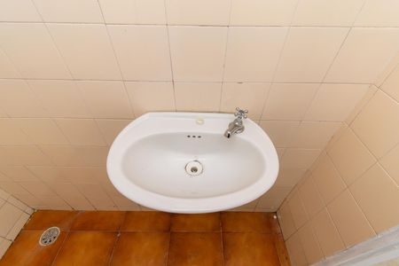 Banheiro de casa para alugar com 1 quarto, 28m² em Aricanduva, São Paulo