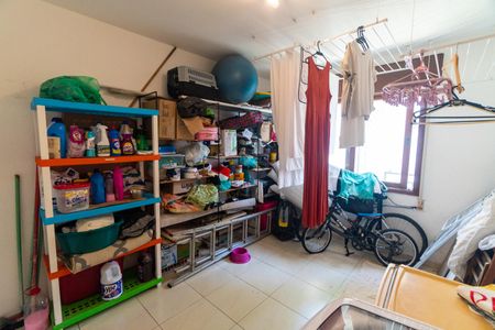 Casa à venda com 200m², 3 quartos e 2 vagasLavanderia