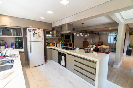 Casa à venda com 200m², 3 quartos e 2 vagasCozinha