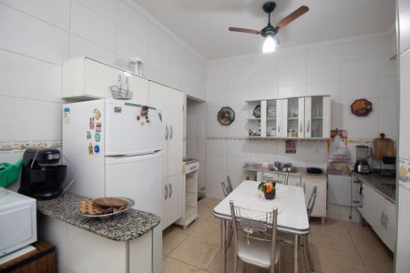 Casa para alugar com 85m², 4 quartos e 1 vagaCozinha e Área de Serviço