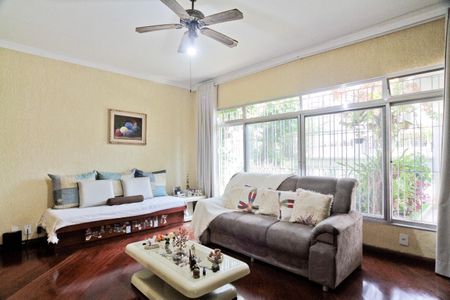 Casa para alugar com 160m², 2 quartos e 3 vagas Casa para alugar com 160m², 2 quartos e 3 vagasSala