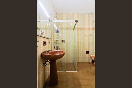 Casa para alugar com 160m², 2 quartos e 3 vagas Casa para alugar com 160m², 2 quartos e 3 vagasBanheiro Social