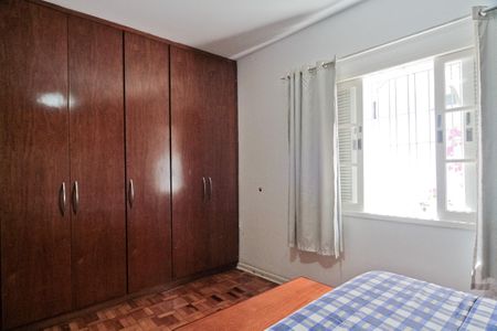 Casa para alugar com 160m², 2 quartos e 3 vagas Casa para alugar com 160m², 2 quartos e 3 vagasQuarto 2