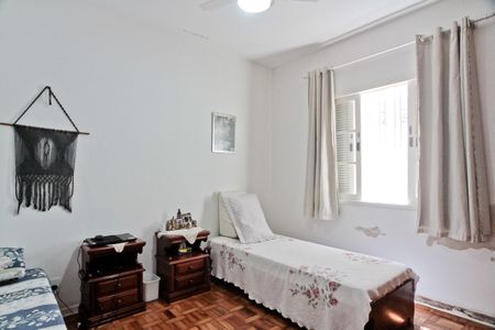 Casa para alugar com 160m², 2 quartos e 3 vagas Casa para alugar com 160m², 2 quartos e 3 vagasQuarto 1