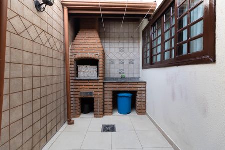 Casa de condomínio à venda com 102m², 3 quartos e 2 vagas Casa de condomínio à venda com 102m², 3 quartos e 2 vagasChurrasqueira