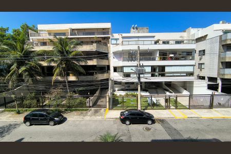 Apartamento para alugar com 111m², 3 quartos e 2 vagas Apartamento para alugar com 111m², 3 quartos e 2 vagasVaranda