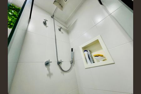 Casa à venda com 122m², 3 quartos e 2 vagasBanheiro 1