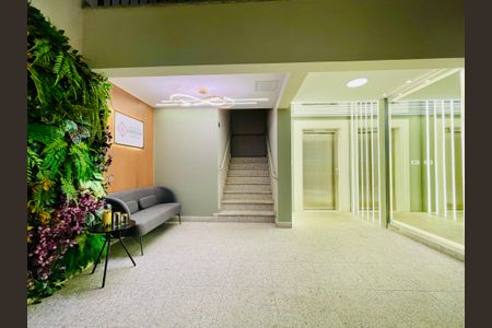 Casa à venda com 122m², 3 quartos e 2 vagasHall social