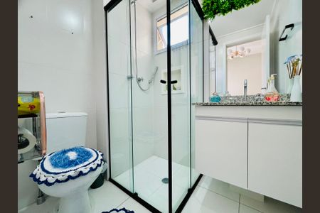 Casa à venda com 122m², 3 quartos e 2 vagasBanheiro 2