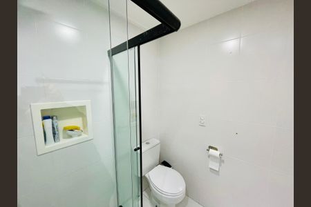 Casa à venda com 122m², 3 quartos e 2 vagasBanheiro 1