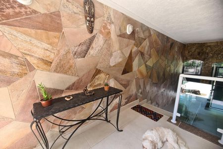 Casa à venda com 134m², 3 quartos e 2 vagasEntrada