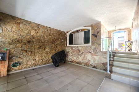 Casa à venda com 134m², 3 quartos e 2 vagasGaragem