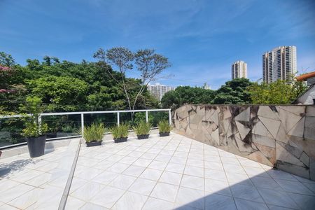 Casa à venda com 134m², 3 quartos e 2 vagasVaranda Suíte
