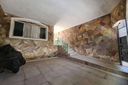 Casa à venda com 134m², 3 quartos e 2 vagasGaragem