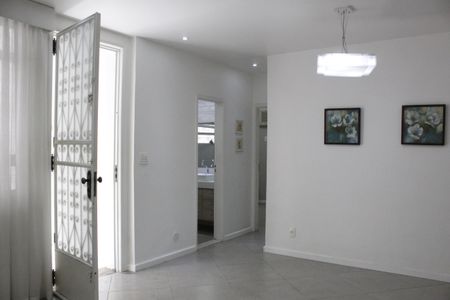 Sala de casa de condomínio à venda com 3 quartos, 103m² em Tijuca, Rio de Janeiro