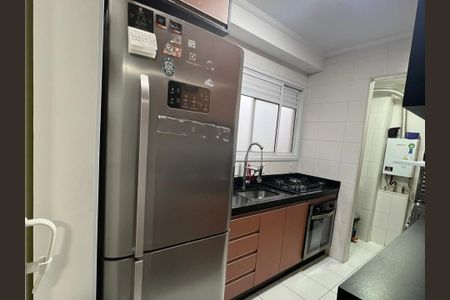 Cozinha  de apartamento à venda com 2 quartos, 50m² em Portal do Morumbi, São Paulo