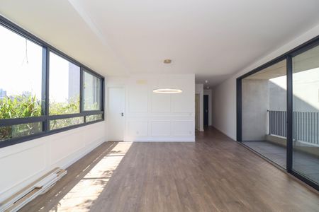 Sala de apartamento para alugar com 3 quartos, 151m² em Jardim das Bandeiras, São Paulo