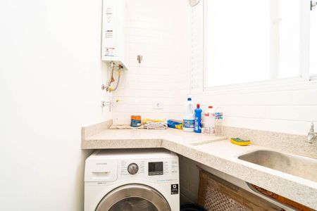 Apartamento para alugar com 45m², 2 quartos e 1 vagaÁrea de Serviço