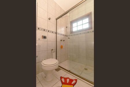 Casa para alugar com 400m², 3 quartos e 3 vagasBanheiro 2